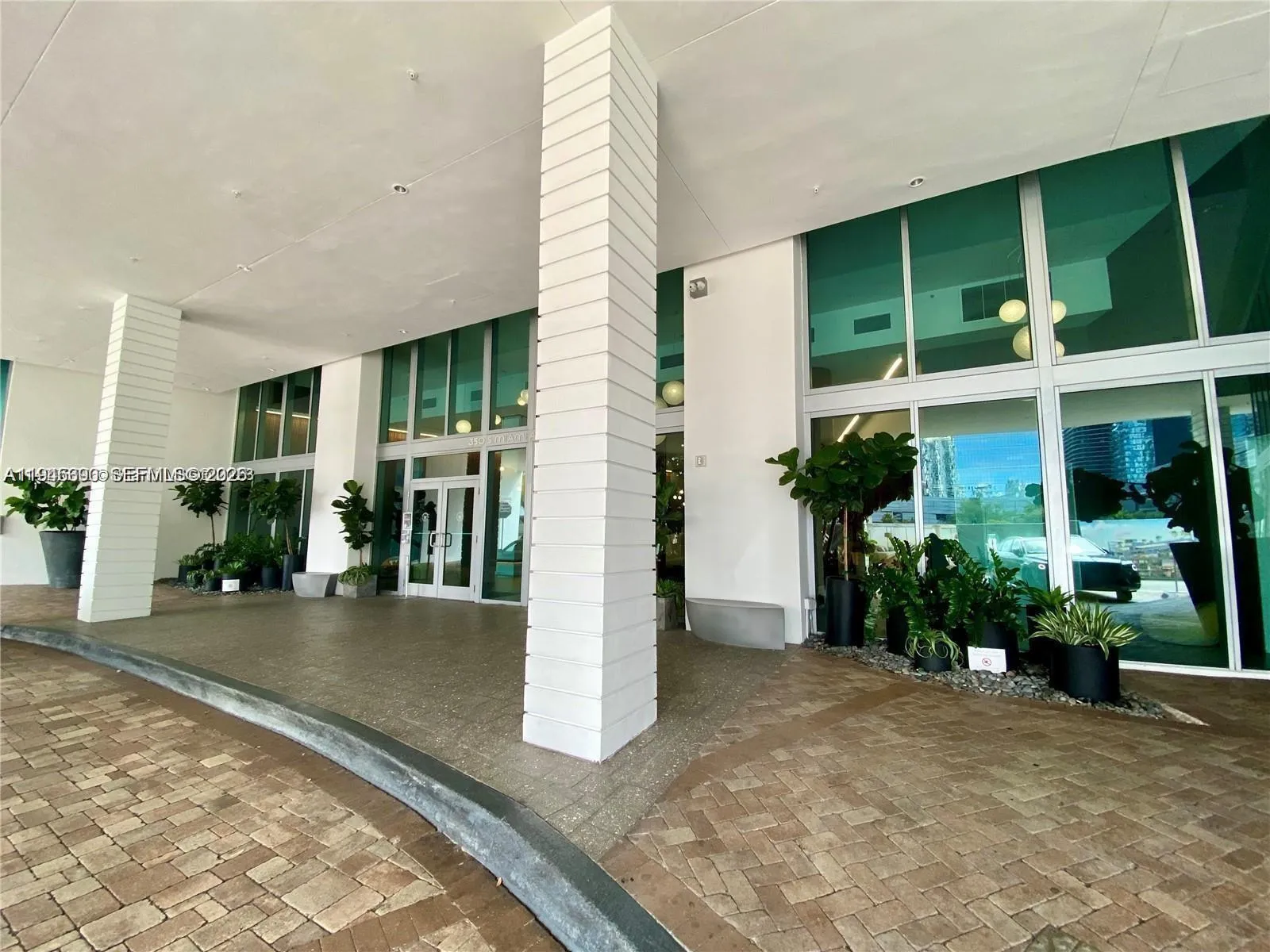 350 S Miami Ave # 1905, Miami FL 33130