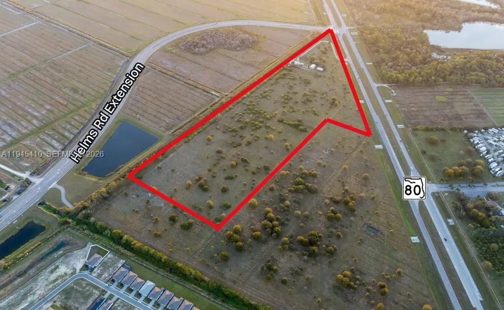 2549 W State Road 80, La Belle FL 33935