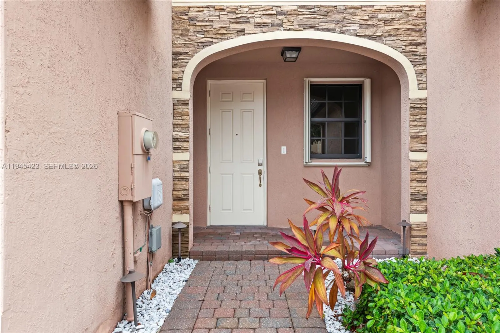 3777 SE 3rd St, Homestead FL 33033