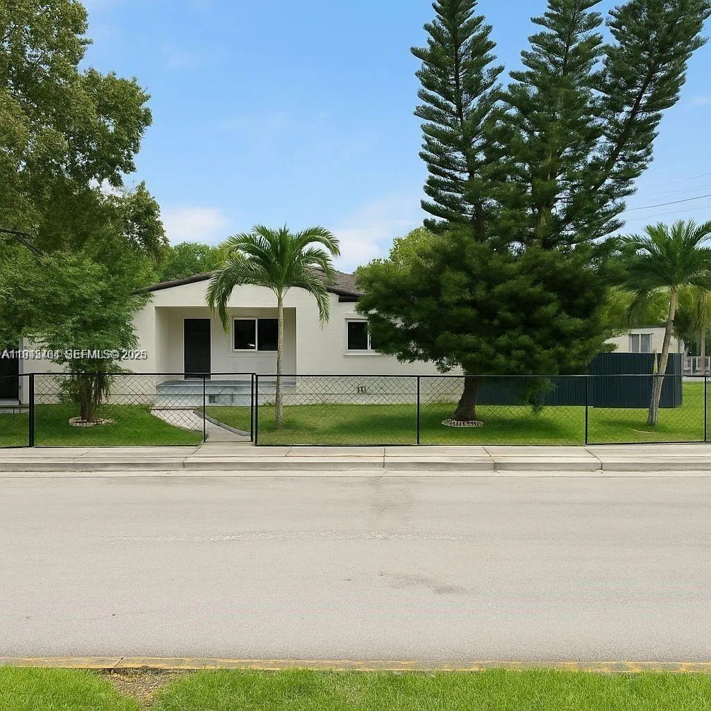 3 bedroom 2 bath for sale at 945 Sharazad Blvd, Opa-Locka FL 33054