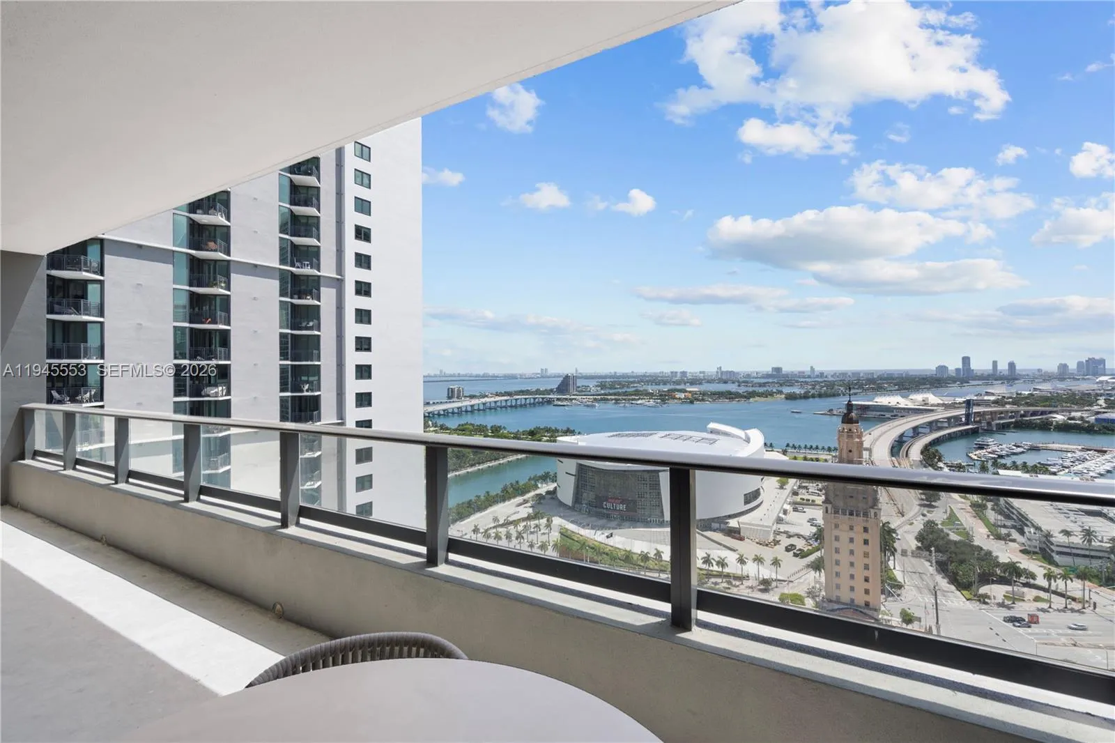 3 bedroom 2 bath for sale at 159 NE 6th St # 2415, Miami FL 33132