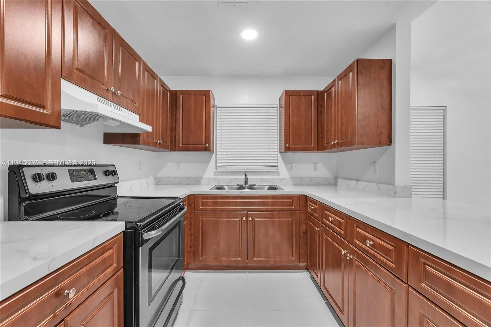 1541 NW 1st Ct, Miami FL 33136