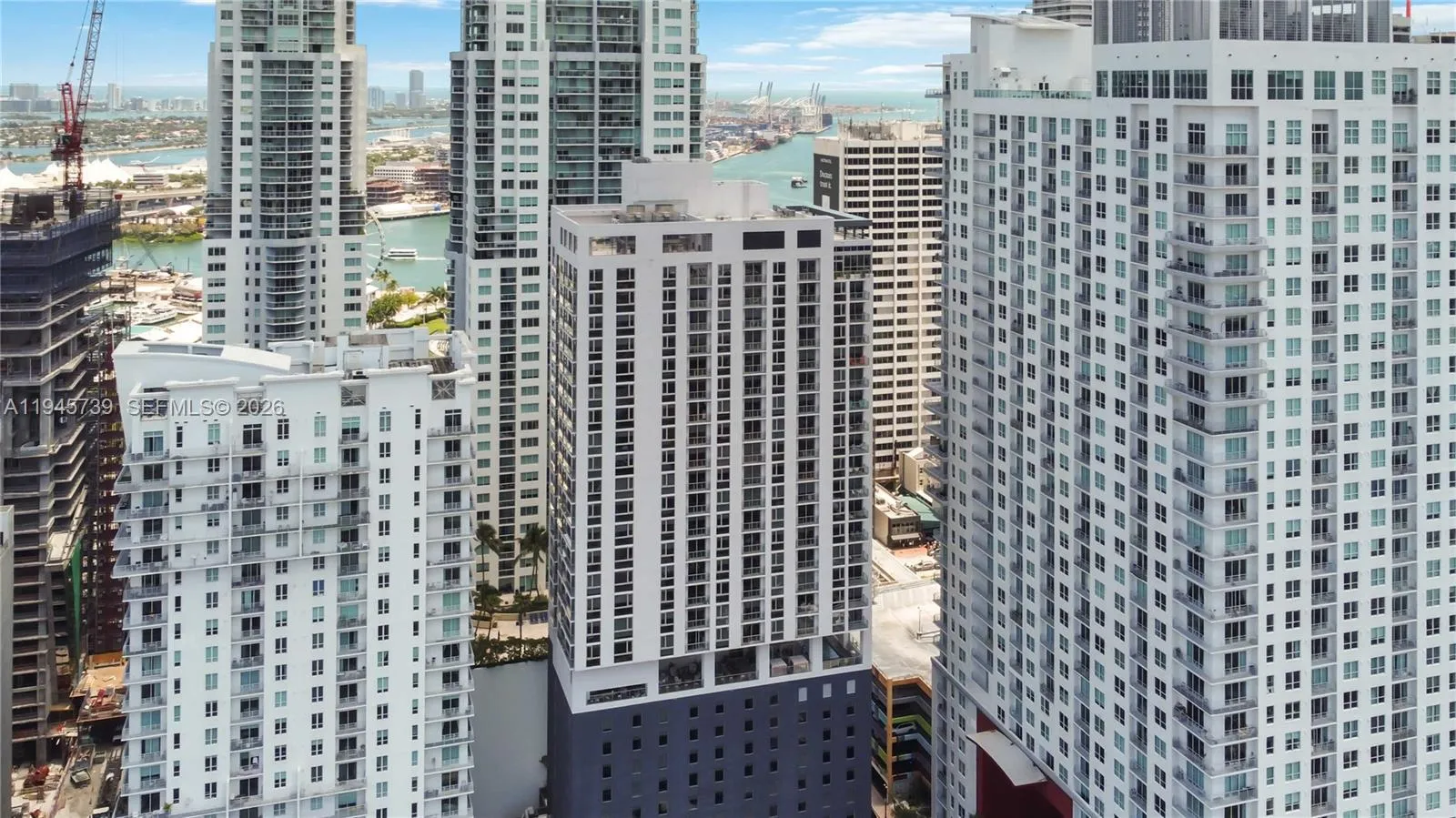 2 bedroom 1 bath for sale at 227 NE 2nd St # 2506, Miami FL 33132