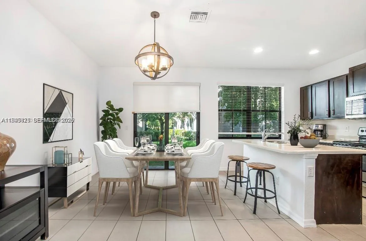 3 bedroom 2 bath for sale at 3327 NW 10th Ave, Pompano Beach FL 33064