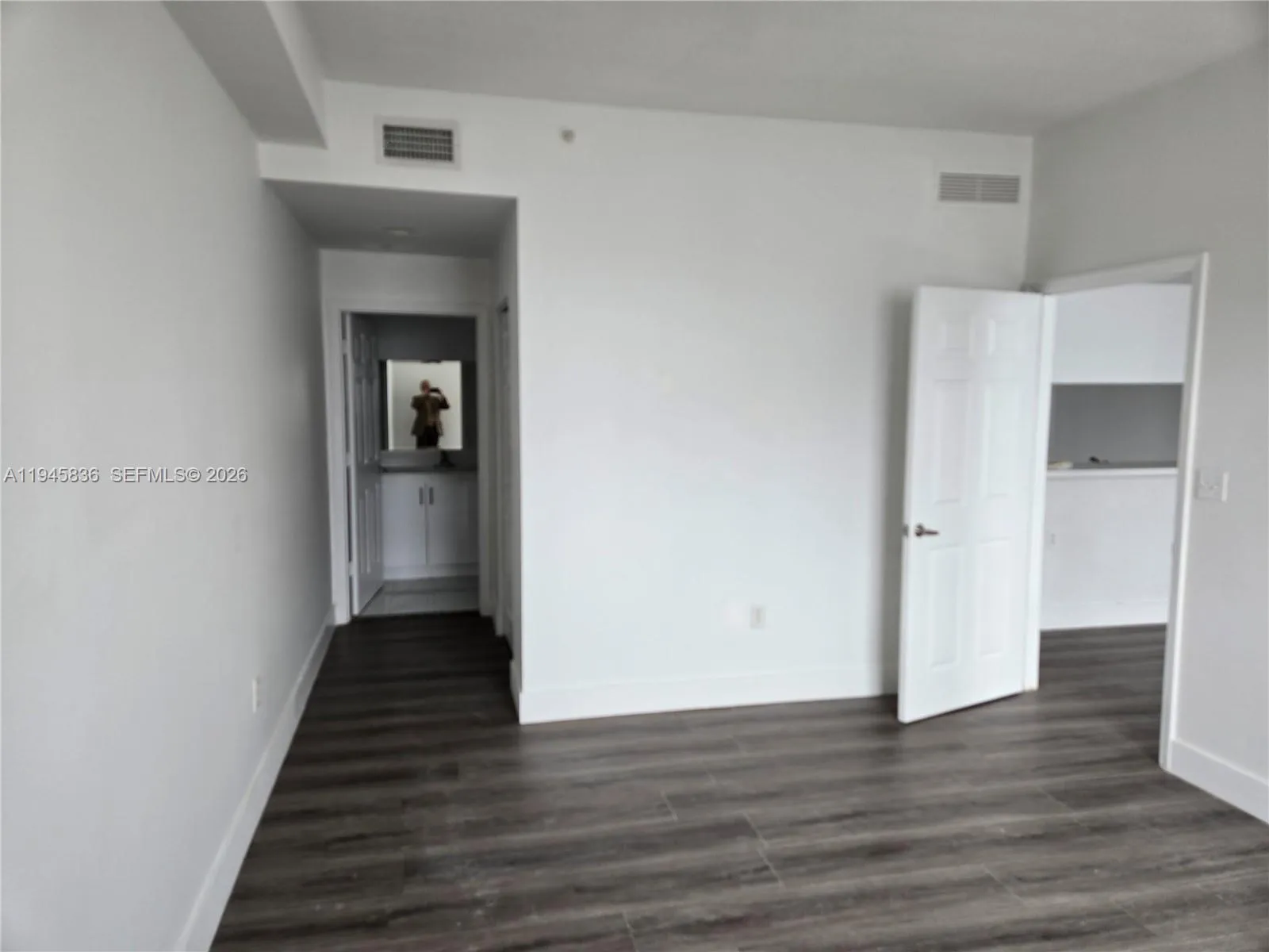 275 NE 18th St # 503, Miami FL 33132