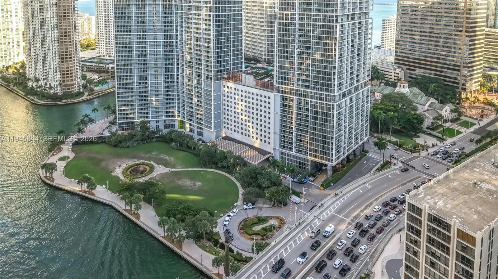 475 Brickell Ave # 4215, Miami FL 33131