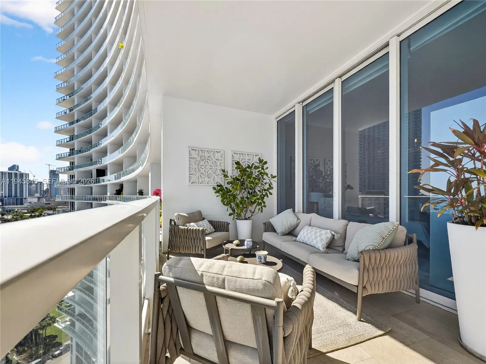 2020 N Bayshore Dr # 1603, Miami FL 33137