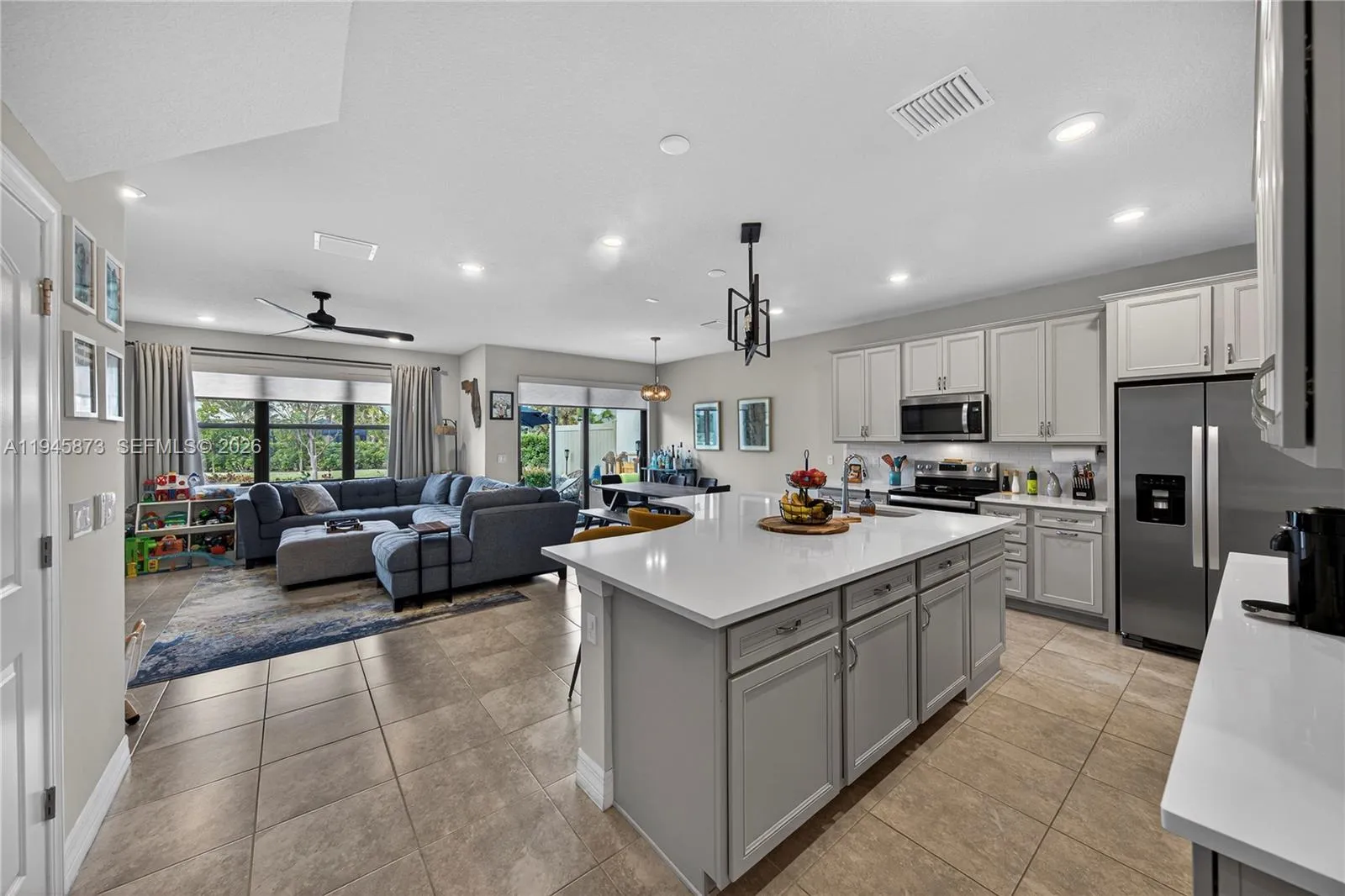 4409 W Appleton Cir W, Oakland Park FL 33309