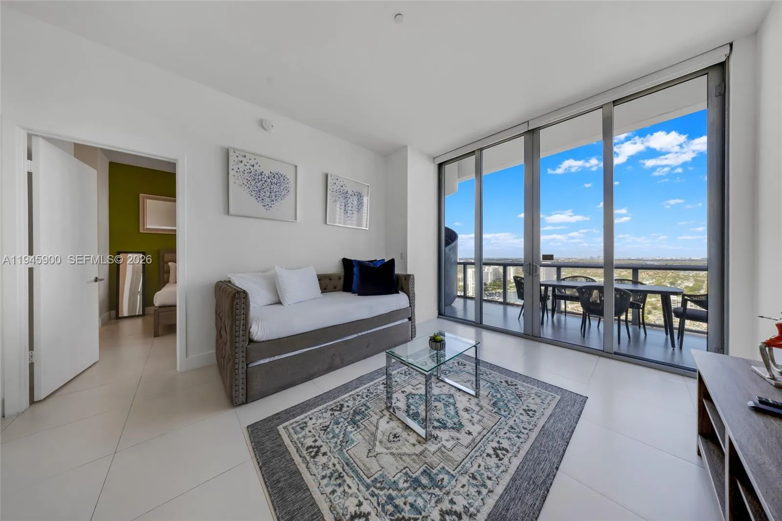 2600 E Hallandale Beach Blvd # T3304, Hallandale Beach FL 33009