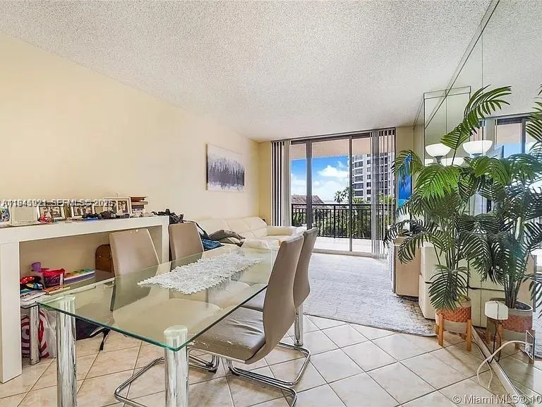 540 Brickell Key Dr # 603, Miami FL 33131