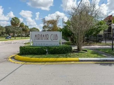 2 bedroom 2 bath for sale at 3400 Foxcroft Rd # 109, Miramar FL 33025