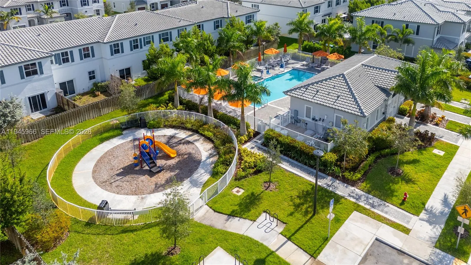 3 bedroom 2 bath for sale at 12022 NW 46th St, Coral Springs FL 33076