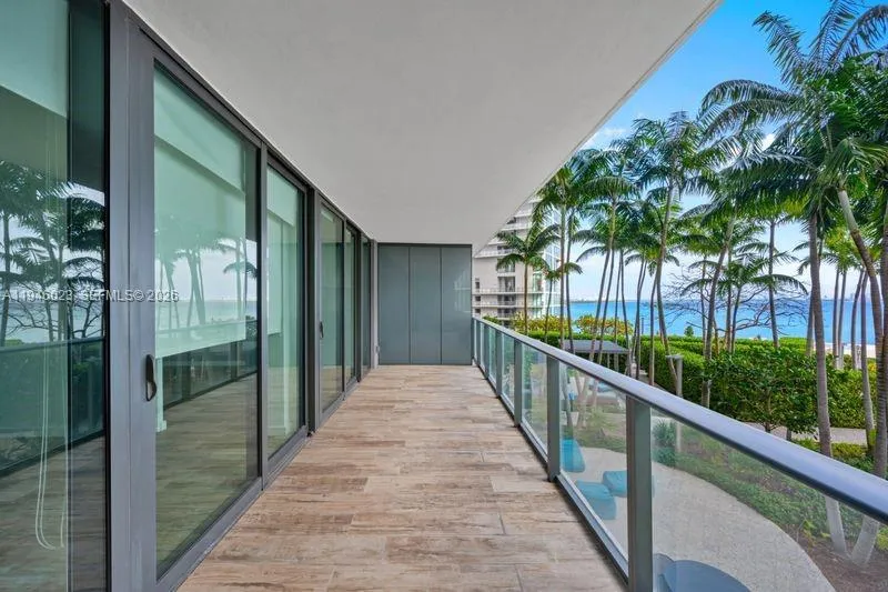 650 NE 32nd St # 602, Miami FL 33137