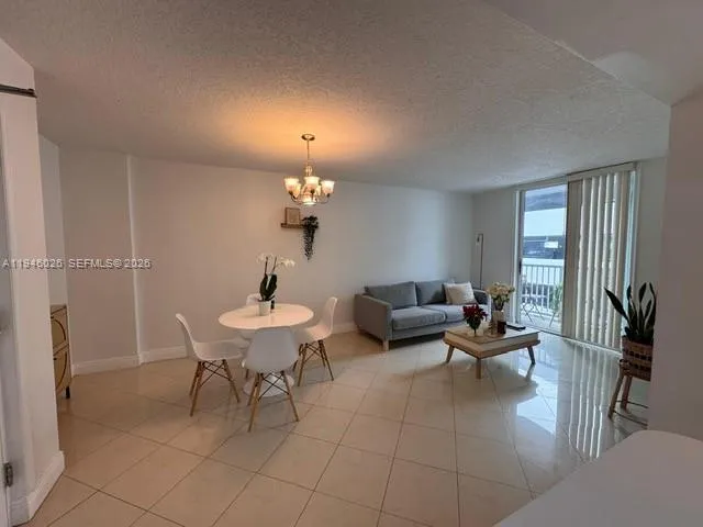 104 SW 9th St # 1403, Miami FL 33130