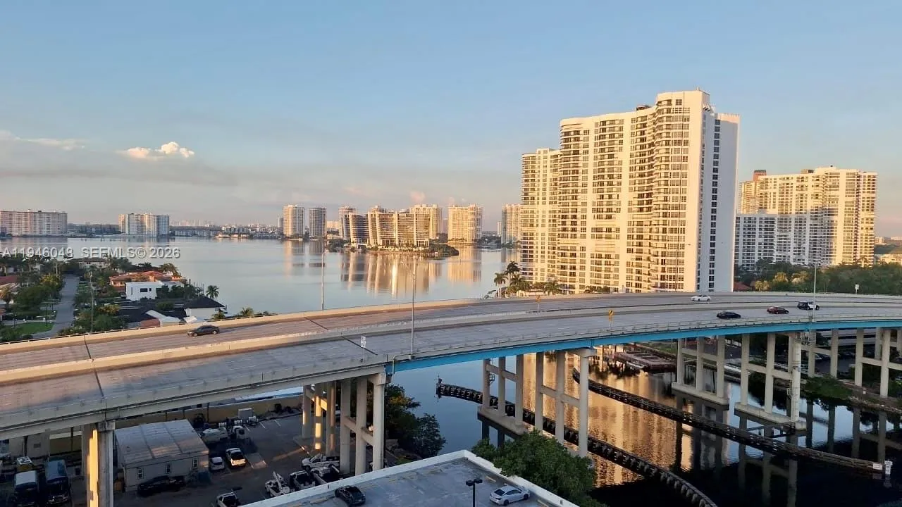 19390 Collins Ave # 1405, Sunny Isles Beach FL 33160