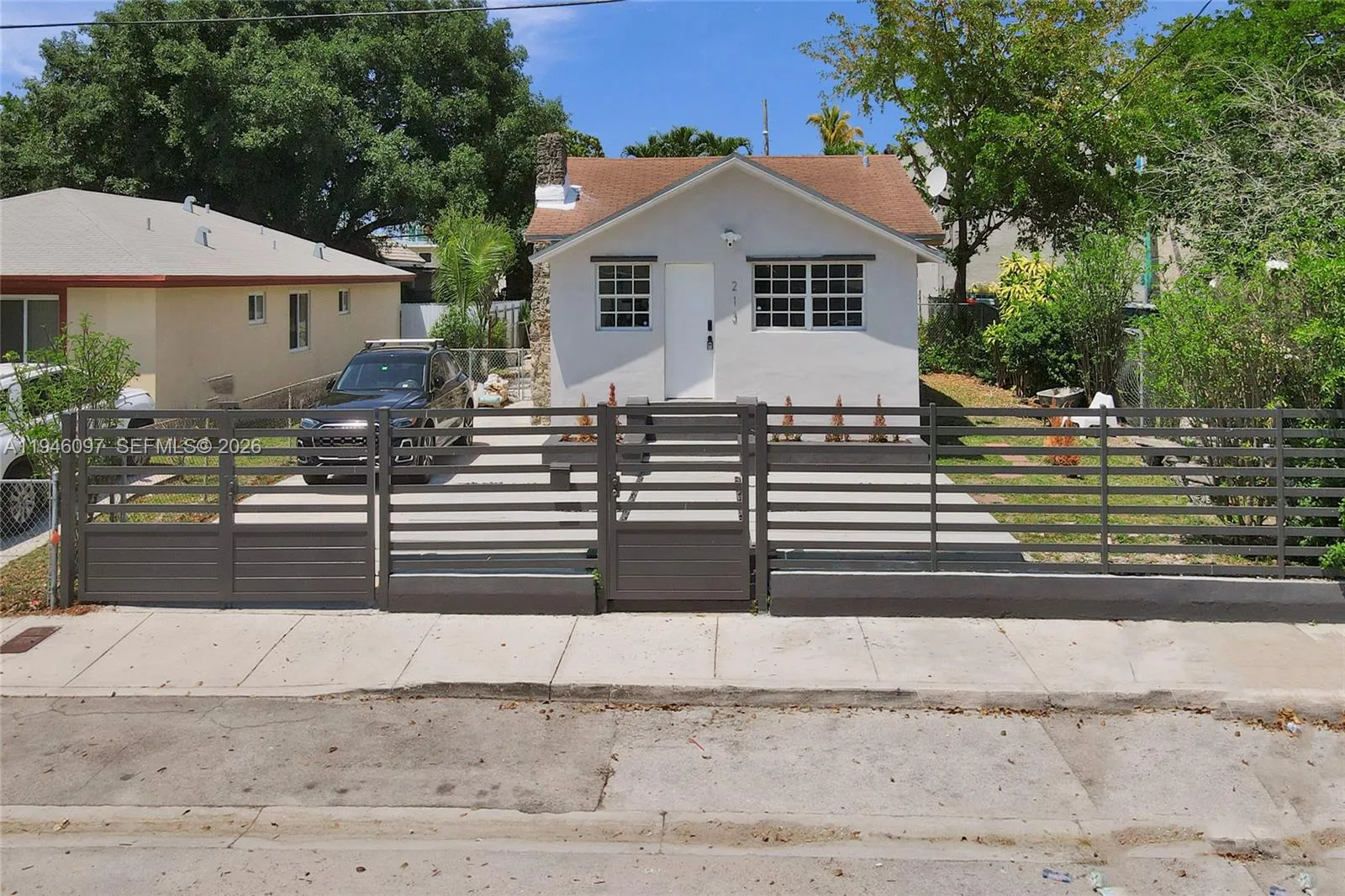 2 bedroom 1 bath for sale at 213 NW 34th Ter, Miami FL 33127