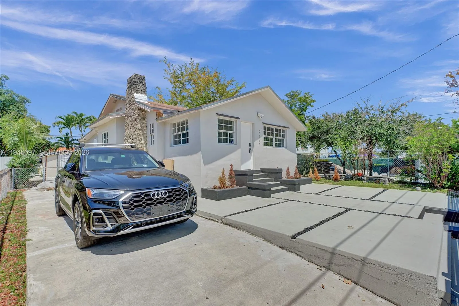 213 NW 34th Ter, Miami FL 33127