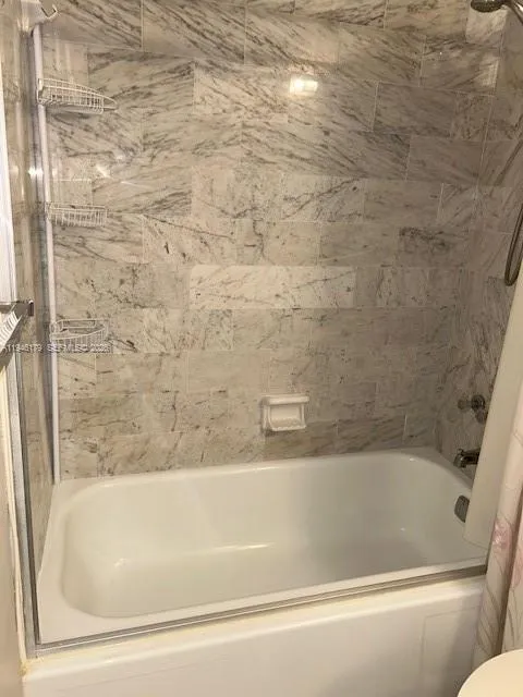 311 S Hollybrook Dr # 202, Pembroke Pines FL 33025