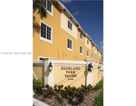 141 NW 2nd Ave # 7, Hallandale Beach FL 33009