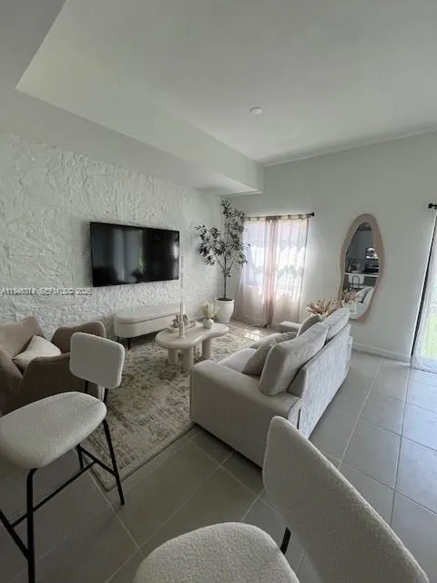 2526 Pierce Street # 10, Hollywood FL 33020