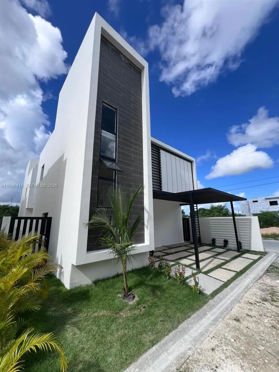 Calle 2da Calle Segunda, FL