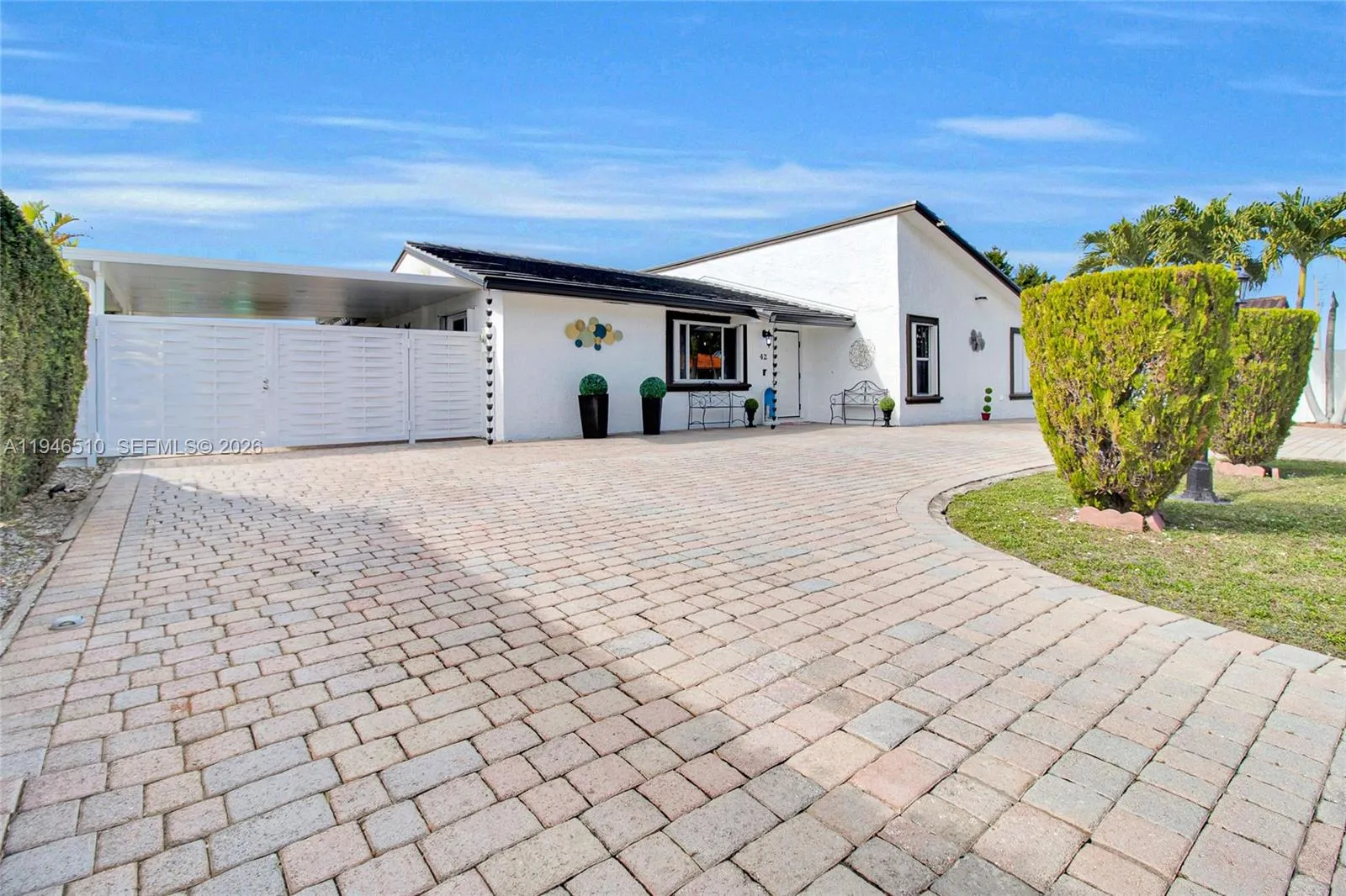 42 NW 132nd Pl, Miami FL 33182