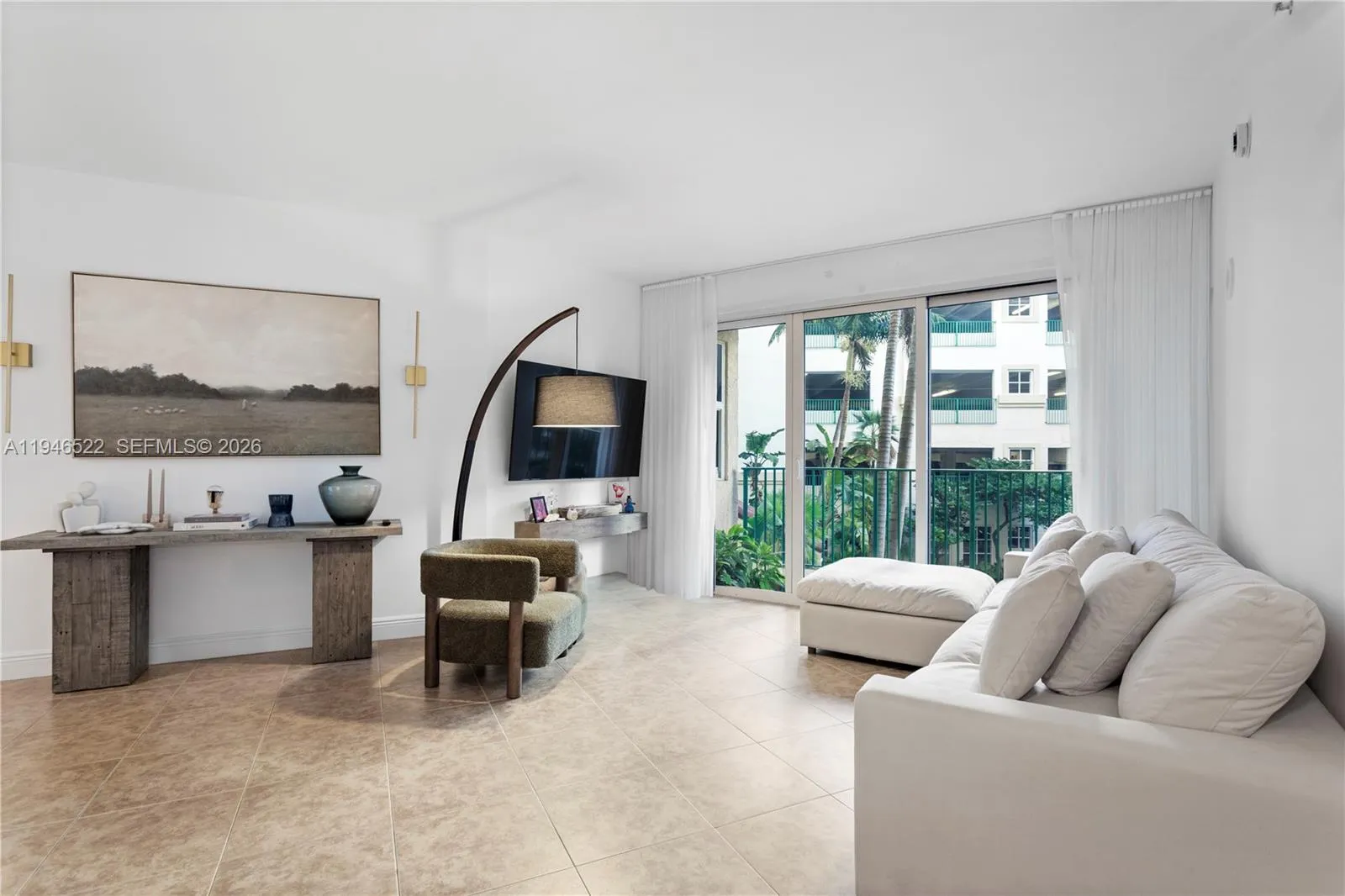 19900 E Country Club Dr # 216, Aventura FL 33180