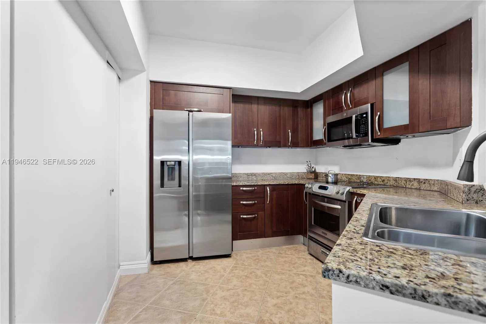19900 E Country Club Dr # 216, Aventura FL 33180
