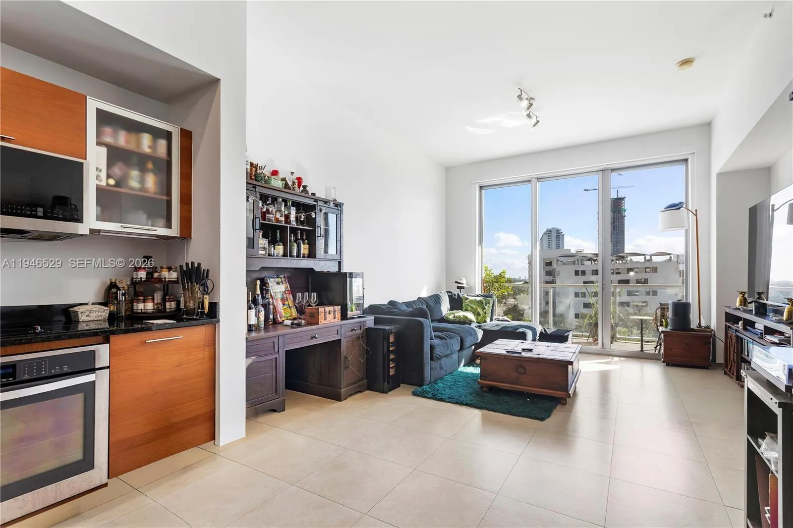 1 bedroom 1 bath for sale at 3470 E Coast Ave # H0604, Miami FL 33137