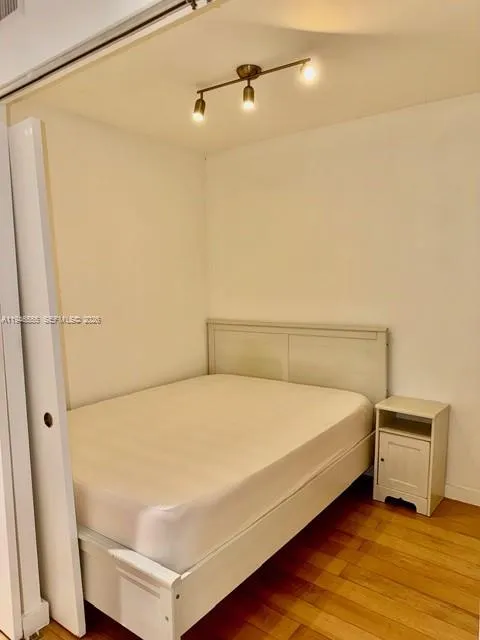 945 Meridian Ave # 3, Miami Beach FL 33139