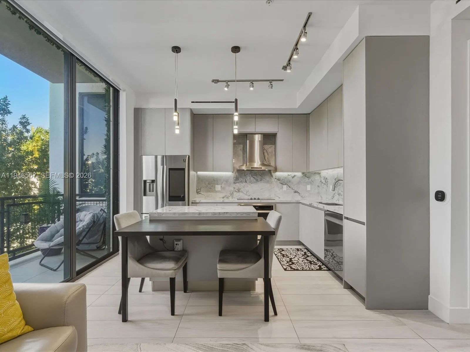 2 bedroom 1 bath for sale at 1030 15th St # 213, Miami Beach FL 33139