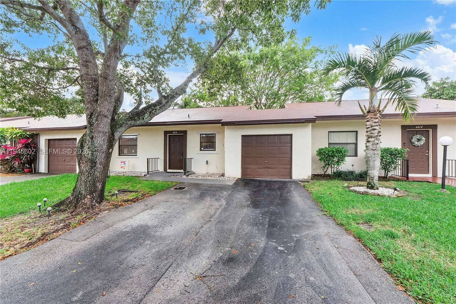 2 bedroom 2 bath for sale at 6616 N Parkway Dr, Margate FL 33068