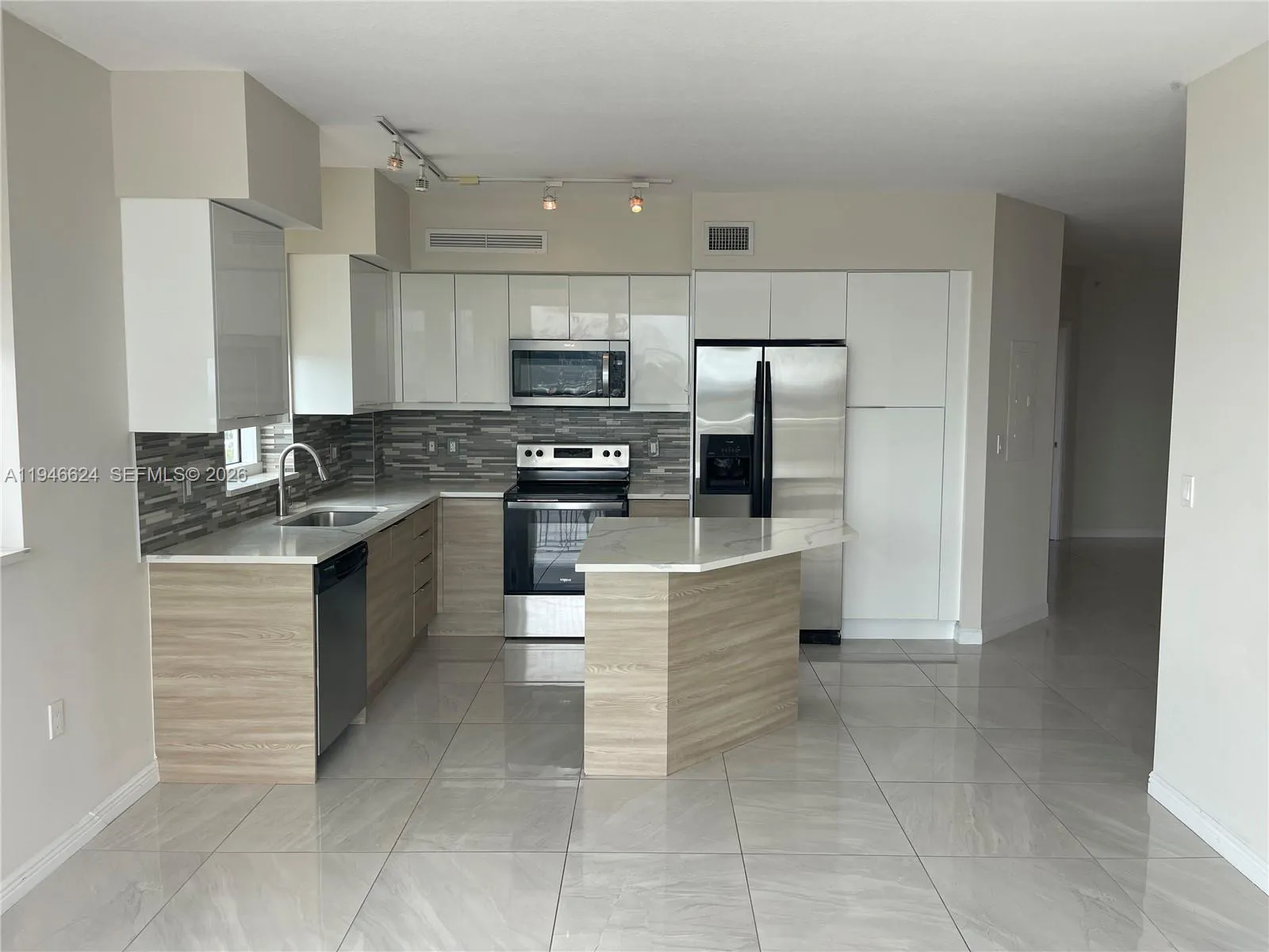 1745 E Hallandale Beach Blvd # 1907W, Hallandale Beach FL 33009