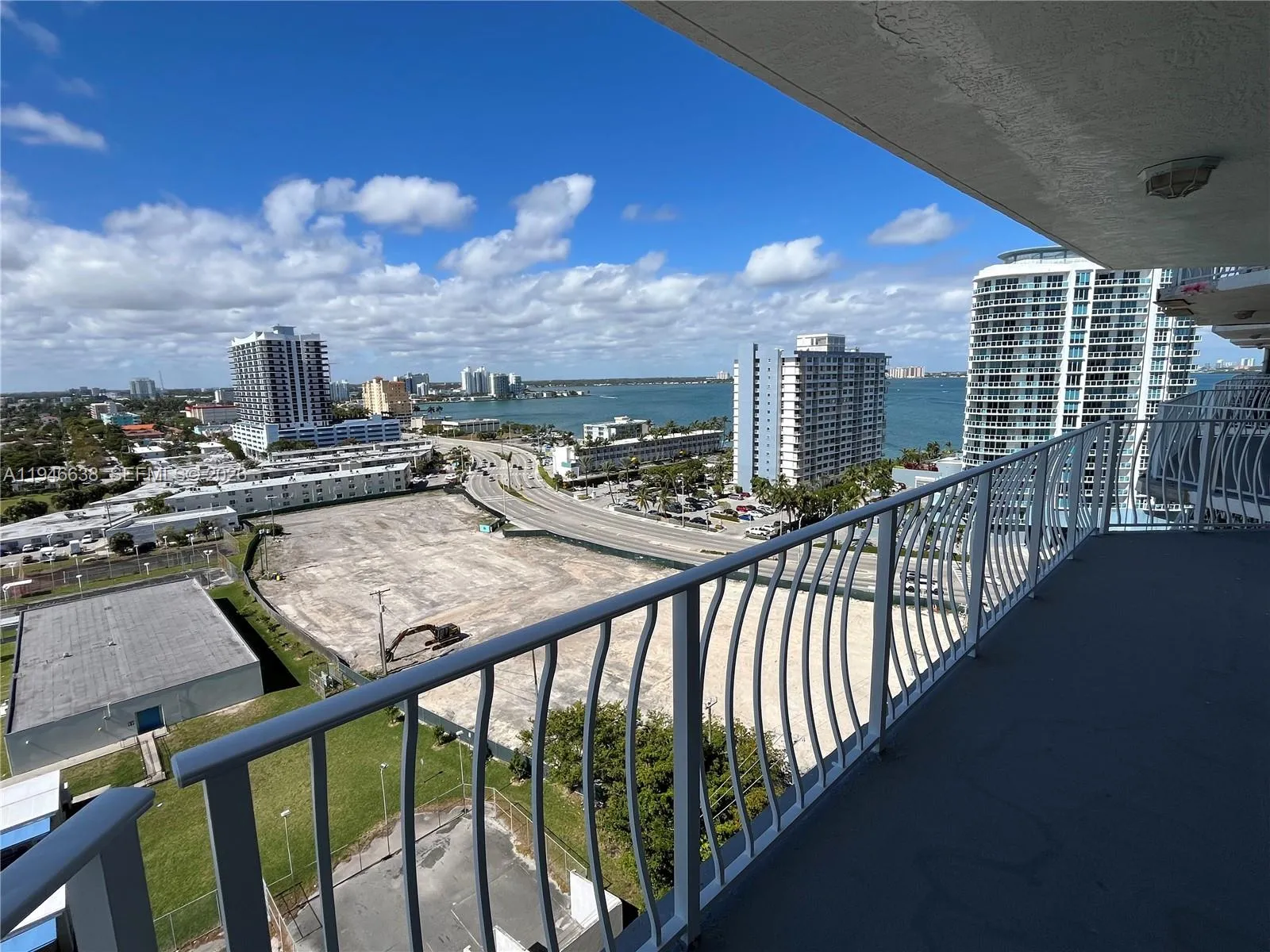 7601 E Treasure Dr # 1604, North Bay Village FL 33141