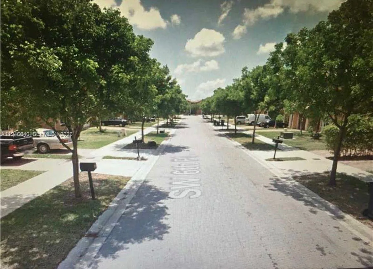909 SW 6th Pl, Florida City FL 33034
