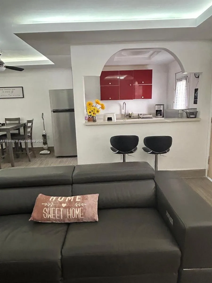 16900 NE 14th Ave # 209, Miami FL 33162