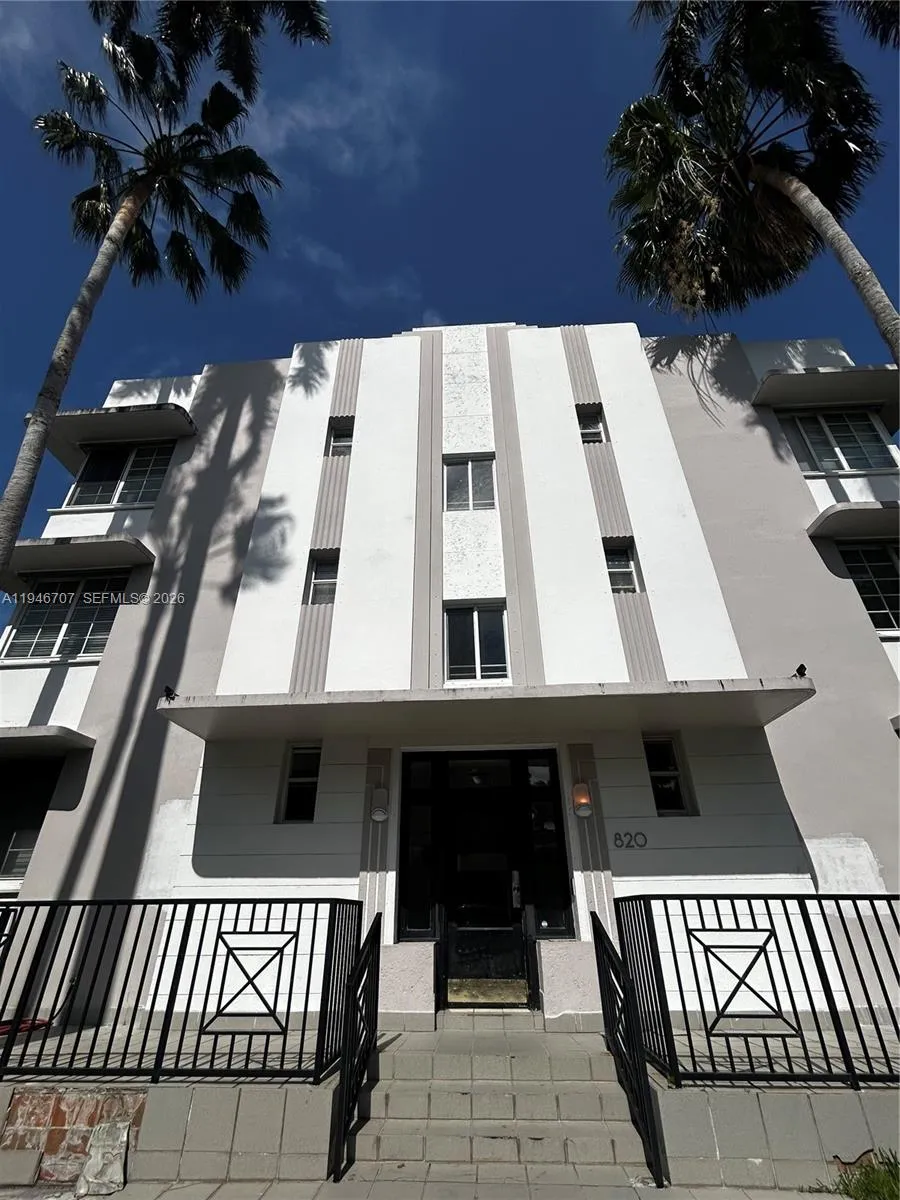 820 Euclid Ave # 206, Miami Beach FL 33139