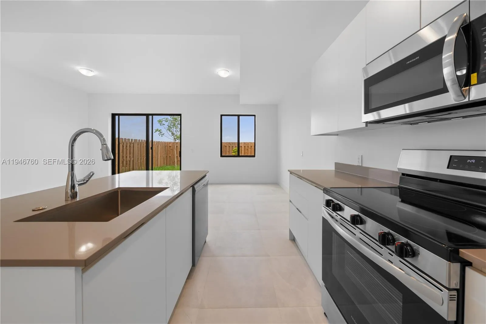 3 bedroom 2 bath for sale at 19114 SW 345th Ter # 19114, Florida City FL 33034