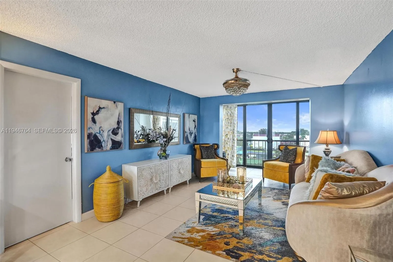 8900 Washington Blvd, Pembroke Pines FL 33025