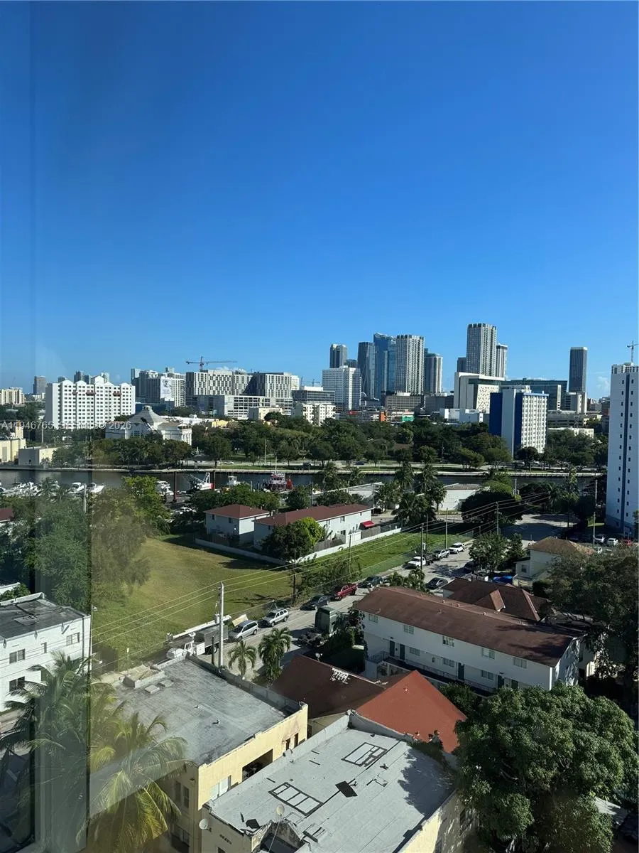 2 bedroom 2 bath for sale at 36 NW 6th Ave # 1106, Miami FL 33128