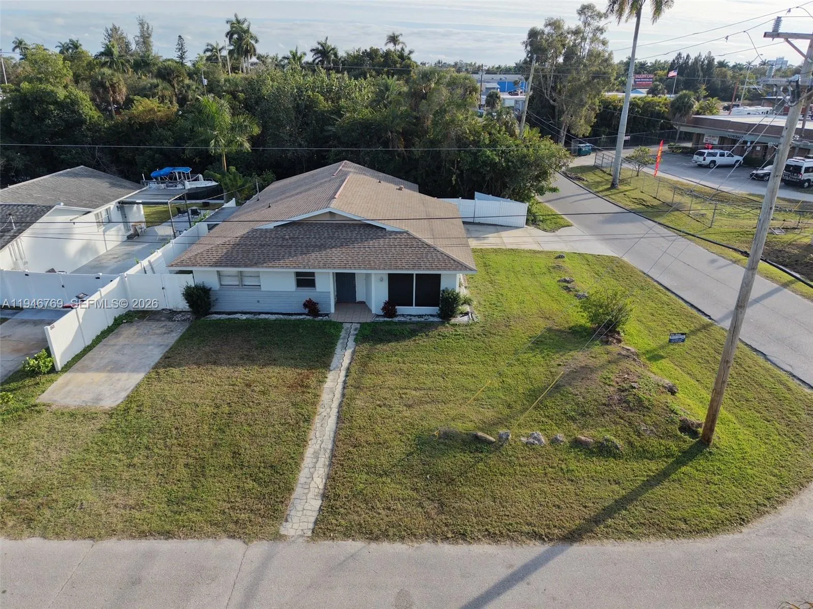 56 Cardinal Dr, Other City - In The State Of Florida FL 33917