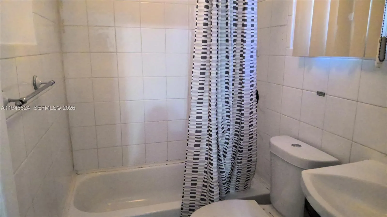 2930 NW 87th Ter, Miami FL 33147