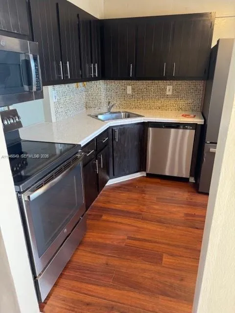 1075 NE Miami Gardens Dr # 706, Miami FL 33179