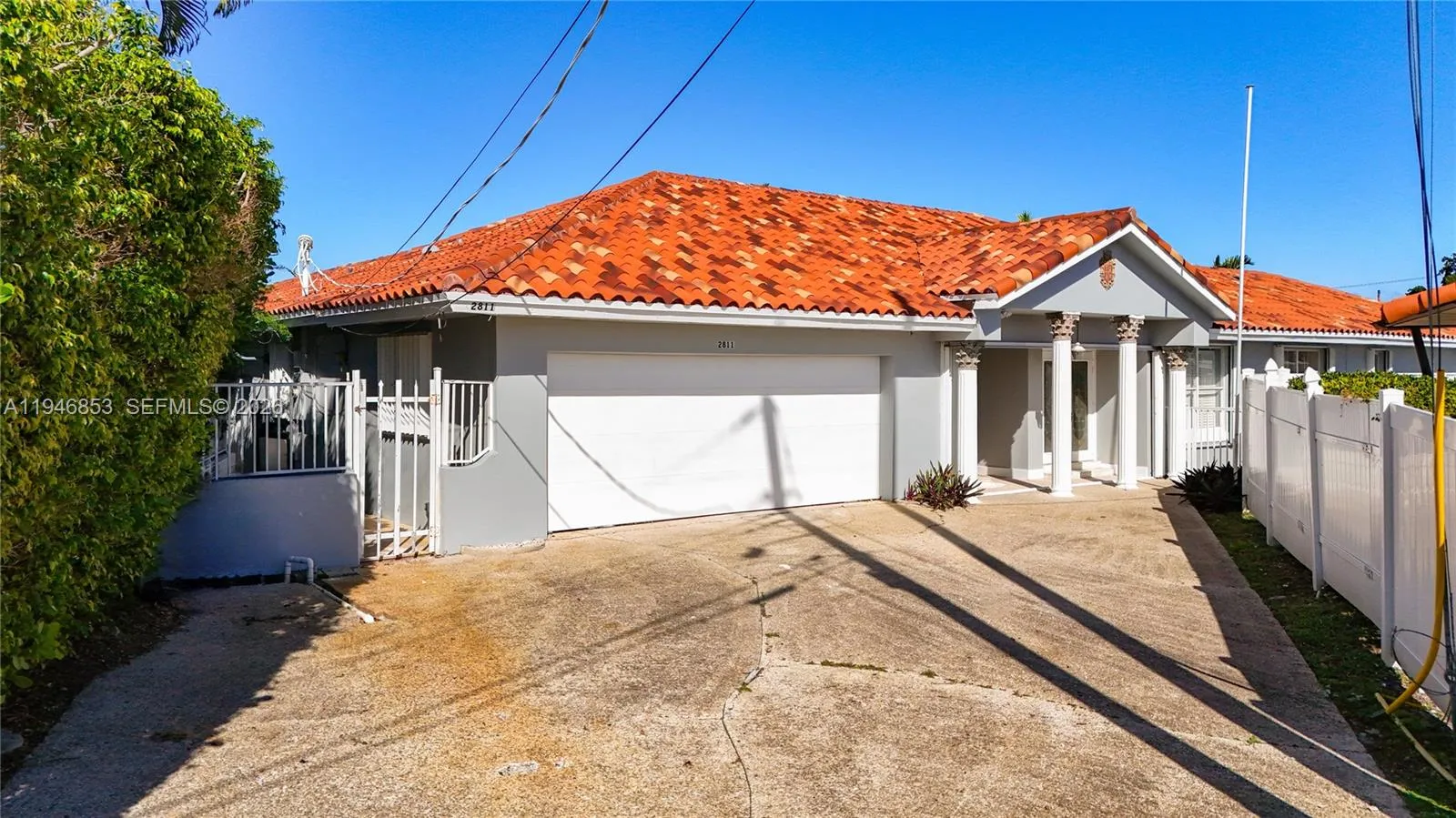 5 bedroom 4 bath for sale at 2811 NE 57th St, Fort Lauderdale FL 33308