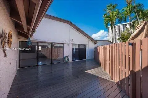 601 Leslie Dr # 601, Hallandale Beach FL 33009
