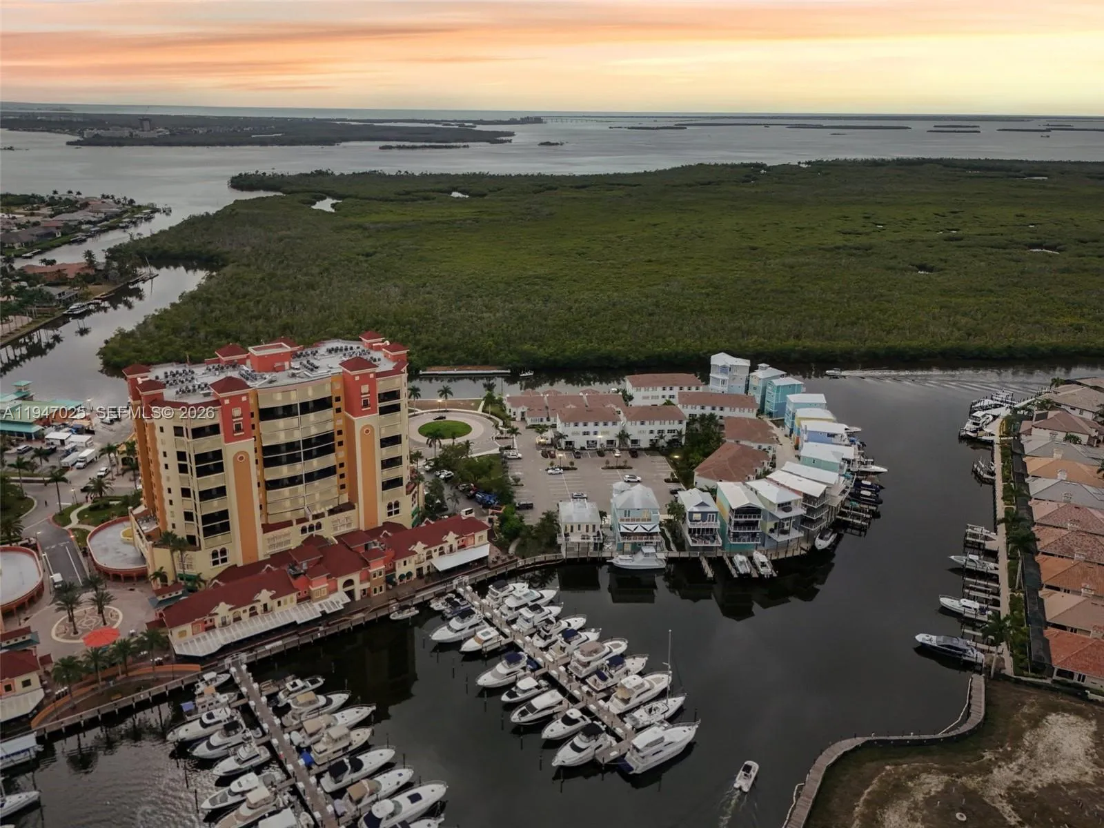 5781 CAPE HARBOUR DR # 903, Cape Coral FL 33914