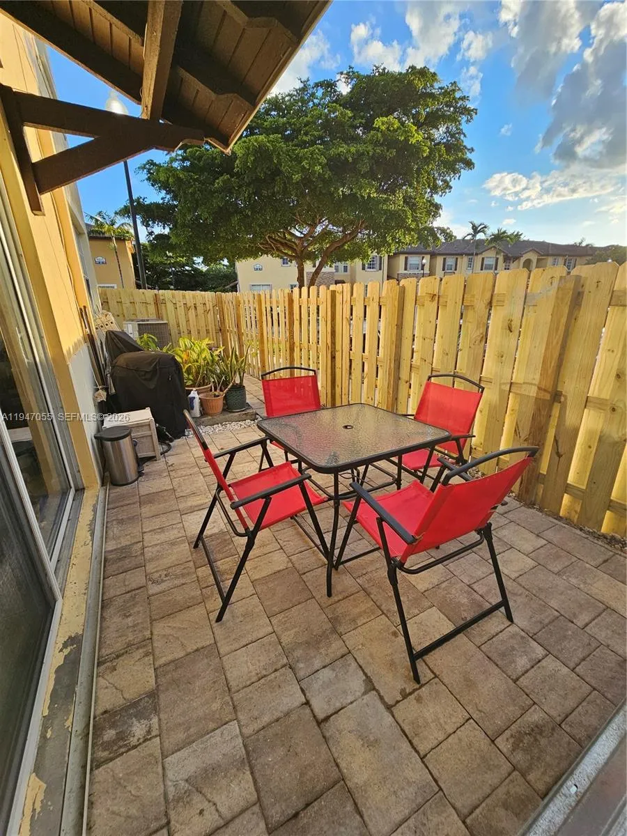 9209 SW 227th St # 1, Cutler Bay FL 33190