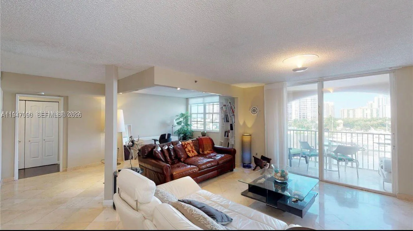19877 E Country Club Dr # 3608, Aventura FL 33180