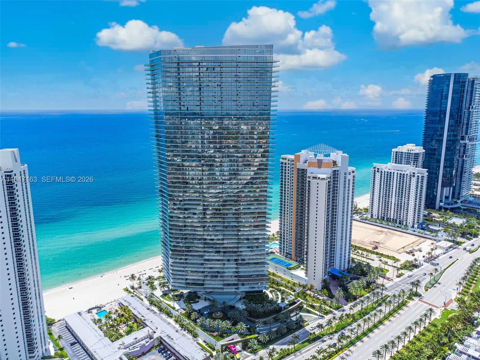 4 bedroom 4 bath for sale at 18975 Collins Ave # 4602, Sunny Isles Beach FL 33160