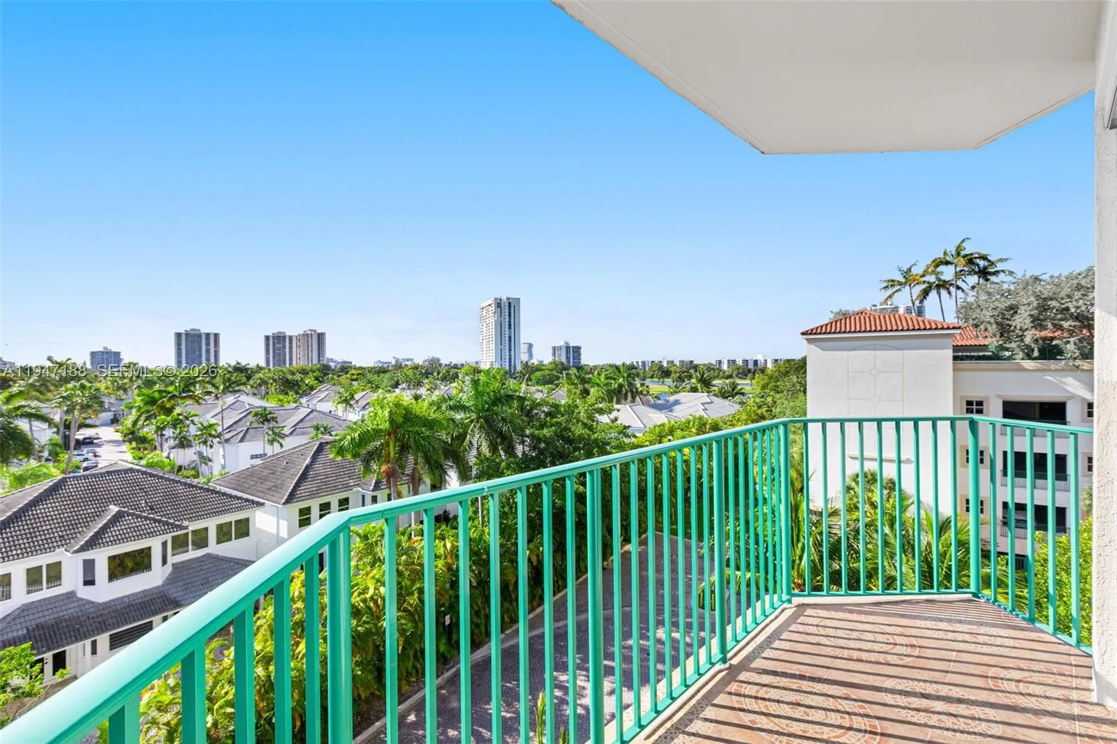 19900 E Country Club Dr # 502, Aventura FL 33180